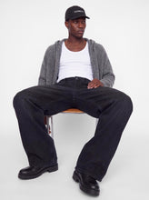 Ladda upp bild till gallerivisning, model_shot-creative