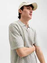 Ladda upp bild till gallerivisning, model_shot-creative