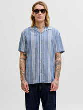 Ladda upp bild till gallerivisning, model_shot-front