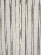 Ladda upp bild till gallerivisning, model_shot-detail