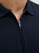 Ladda upp bild till gallerivisning, model_shot-detail