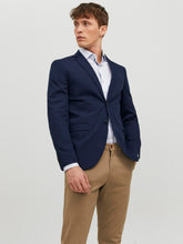 Ladda upp bild till gallerivisning, model_shot-front
