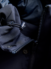 Ladda upp bild till gallerivisning, model_shot-detail