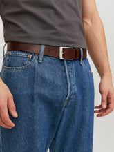 Ladda upp bild till gallerivisning, model_shot-front