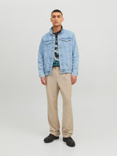 Ladda upp bild till gallerivisning, model_shot-front_full