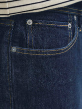 Ladda upp bild till gallerivisning, model_shot-detail