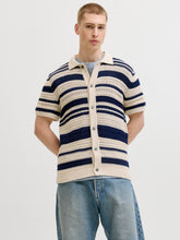 Ladda upp bild till gallerivisning, model_shot-front