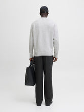 Ladda upp bild till gallerivisning, model_shot-back