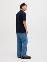 Ladda upp bild till gallerivisning, model_shot-back