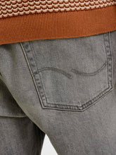 Ladda upp bild till gallerivisning, model_shot-detail