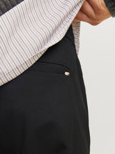 Ladda upp bild till gallerivisning, model_shot-detail