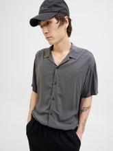 Ladda upp bild till gallerivisning, model_shot-creative