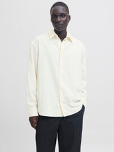 Ladda upp bild till gallerivisning, model_shot-front