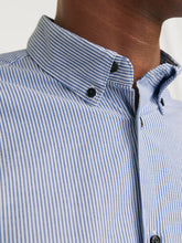 Ladda upp bild till gallerivisning, model_shot-detail