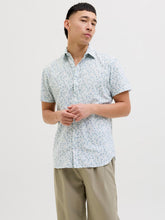 Ladda upp bild till gallerivisning, model_shot-front