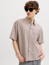 Ladda upp bild till gallerivisning, model_shot-creative