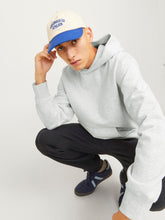 Ladda upp bild till gallerivisning, model_shot-creative