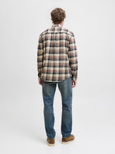 Ladda upp bild till gallerivisning, model_shot-back
