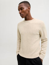 Ladda upp bild till gallerivisning, model_shot-creative