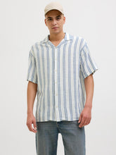 Ladda upp bild till gallerivisning, model_shot-front