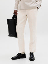 Ladda upp bild till gallerivisning, model_shot-front