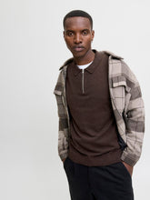 Ladda upp bild till gallerivisning, model_shot-creative