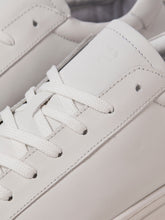 Ladda upp bild till gallerivisning, JFWRADCLIFFE Sneakers - White