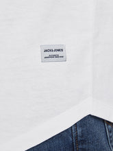 Ladda upp bild till gallerivisning, JJENOA T-Shirt - White