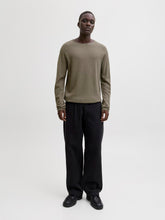 Ladda upp bild till gallerivisning, model_shot-front_full
