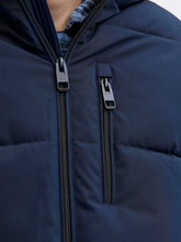 Ladda upp bild till gallerivisning, model_shot-detail
