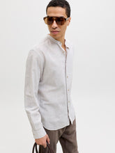 Ladda upp bild till gallerivisning, model_shot-creative
