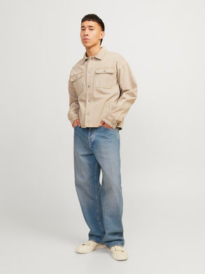 model_shot-front_full