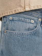 Ladda upp bild till gallerivisning, model_shot-detail
