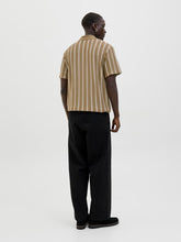 Ladda upp bild till gallerivisning, model_shot-back
