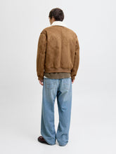 Ladda upp bild till gallerivisning, model_shot-back
