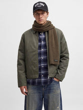 Ladda upp bild till gallerivisning, model_shot-front
