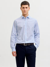Ladda upp bild till gallerivisning, model_shot-front
