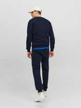 Ladda upp bild till gallerivisning, JJEBRADLEY Sweat - Navy Blazer
