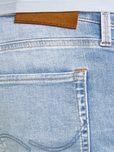 Ladda upp bild till gallerivisning, model_shot-detail
