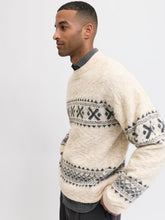 Ladda upp bild till gallerivisning, model_shot-creative
