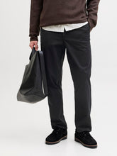 Ladda upp bild till gallerivisning, model_shot-front
