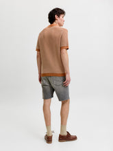 Ladda upp bild till gallerivisning, model_shot-back
