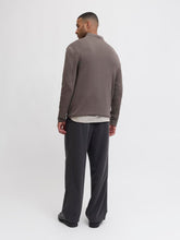 Ladda upp bild till gallerivisning, model_shot-back
