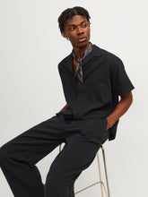 Ladda upp bild till gallerivisning, model_shot-creative
