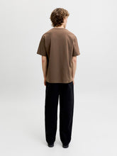 Ladda upp bild till gallerivisning, model_shot-back

