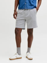 Ladda upp bild till gallerivisning, model_shot-front
