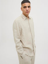 Ladda upp bild till gallerivisning, model_shot-creative
