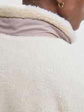 Ladda upp bild till gallerivisning, model_shot-detail
