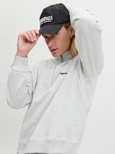 Ladda upp bild till gallerivisning, model_shot-creative

