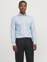 Ladda upp bild till gallerivisning, model_shot-front
